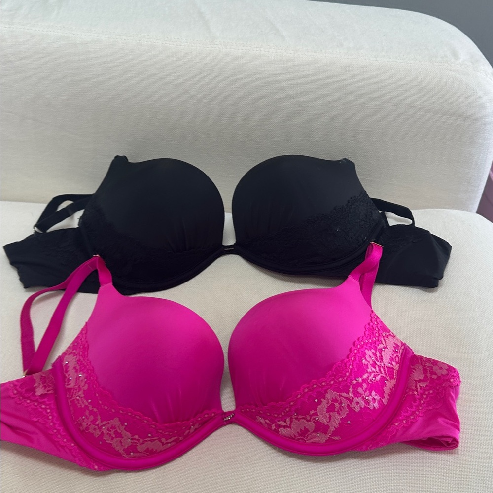 Victoria's Secret Black and Pink Lace Bras (bundle price)